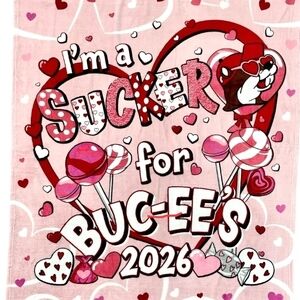 BUC-EE'S Valentine's Day Blanket